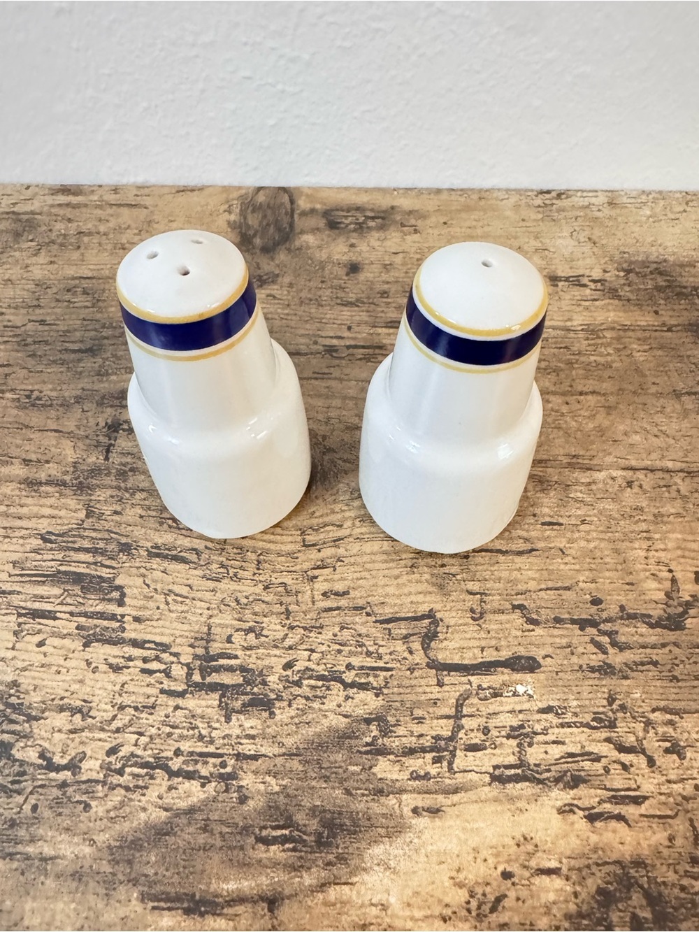 Vintage Whale Salt & Pepper Shakers | Blue & Gold Nautical Set - Picture 6 of 9